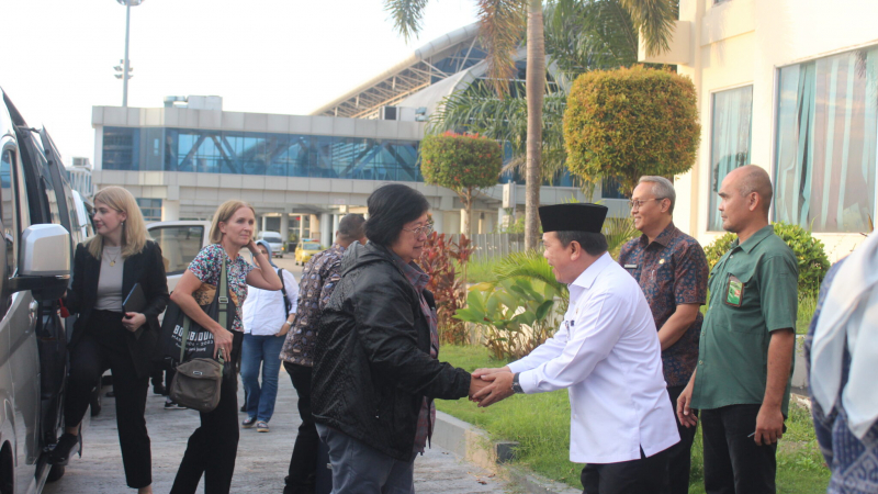 Kunker Siti Nurbaya, dari Tinjau Eks Karhutla hingga Tanam Pohon, PETAJAMBI.COM