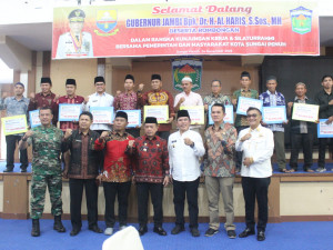 Enam Program Dumisake Gubernur yang Langsung Menyentuh Masyarakat, PETAJAMBI.COM