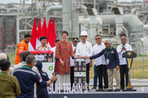 Presiden Resmikan Proyek Strategis Nasional Tangguh Train 3 , PETAJAMBI.COM