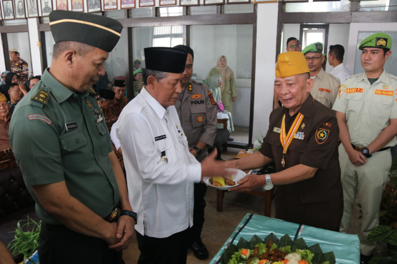 Wagub: LVRI dan PPM Motor Penggerak Tingkatkan Cinta Tanah Air, PETAJAMBI.COM