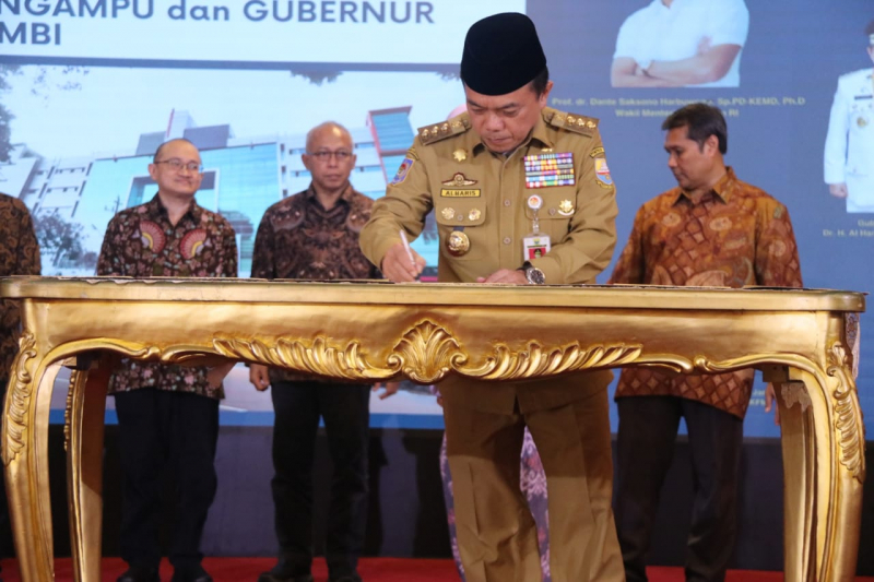 Tingkatkan Layanan Prioritas, Gubernur Jambi Teken MoU Dengan RS Vertikal Kemenkes, PETAJAMBI.COM