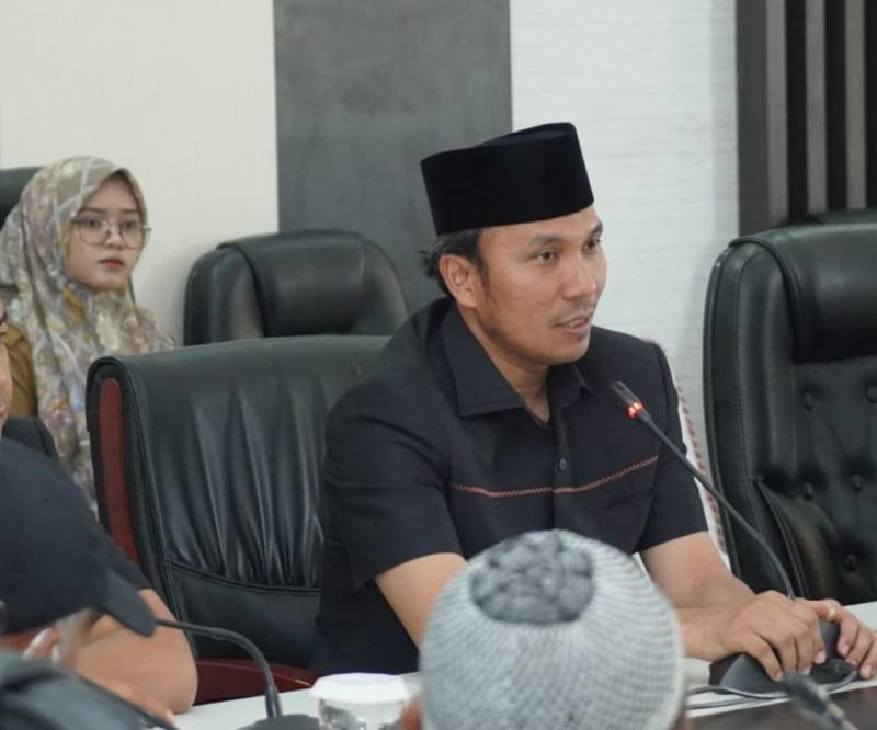 Jelang Ramadhan, Ketua DPRD Minta Pemerintah Pantau Pergerakan Harga Pangan, PETAJAMBI.COM