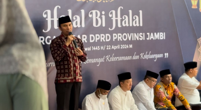 Pimpinan dan Anggota DPRD Gelar Halal Bihalal Bersama Sekretariat Dewan, PETAJAMBI.COM