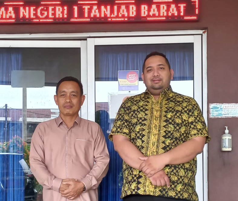 Pastikan Program Dumisake dan PIP Terealisasi, Waka DPRD Kunjungi SMAN 1 Tanjungjabung Barat, PETAJAMBI.COM