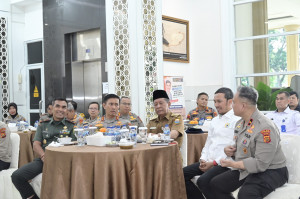 Hadiri Peluncuran Digital Layanan Event, Ketua DPRD: Semoga bisa Memangkas Waktu Perizinan, PETAJAMBI.COM