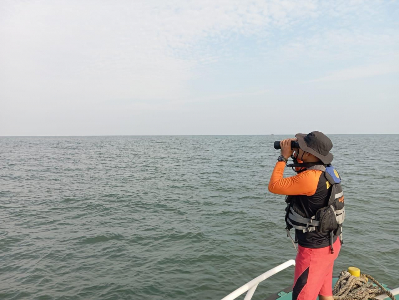 Dua Hari Dinyatakan Hilang Saat Melaut, Nelayan Di Tanjungjung Jabung Timur Belum Juga Ditemukan, PETAJAMBI.COM