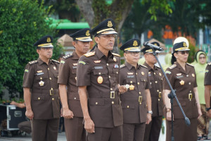 Kepala Kejati Jambi Pimpin Upacara Ziarah di Taman Makam Pahlawan, PETAJAMBI.COM