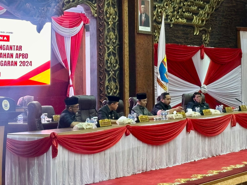 DPRD Terima Nota Pengantar Ranperda Perubahan APBD Provinsi Jambi 2024, PETAJAMBI.COM