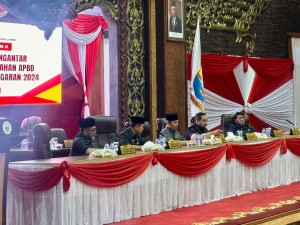 DPRD Terima Nota Pengantar Ranperda Perubahan APBD Provinsi Jambi 2024, PETAJAMBI.COM