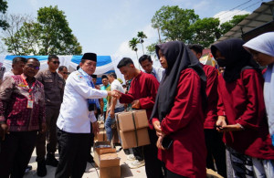 Haris Membangun SDM Jambi Lewat Dumisake Pendidikan, Ketua ICMI: Program yang Sangat Dibutuhkan, PETAJAMBI.COM