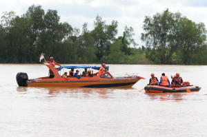 Kantor SAR Jambi Gelar Latihan Gabungan, Simulasikan Kecelakaan Kapal, PETAJAMBI.COM