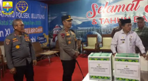 Kadishub Provinsi Jambi Dampingi Gubernur Tinjau Gereja dan Posko Pengamanan Malam Natal, PETAJAMBI.COM