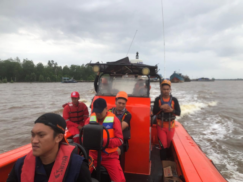 Nelayan Pencari Udang Hilang di Perairan Pangkal Duri, di Tanjabtim Pompong Pencari Ikan Tenggelam di Hantam Ombak, PETAJAMBI.COM