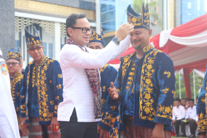 Pelantikan Serentak dan Retret Ketua RT se-Kota Jambi, Wamendagri: Momen Bersejarah yang Belum Pernah Terjadi, PETAJAMBI.COM