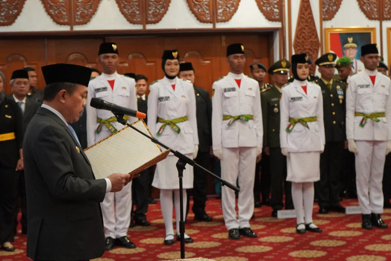Al Haris Kukuhkan 54 Anggota Paskibraka Provinsi Jambi Tahun 2025, PETAJAMBI.COM
